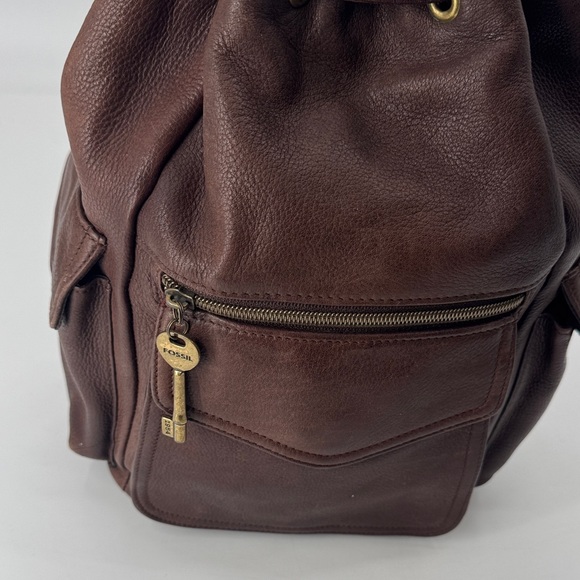 Vintage Fossil thick Leather Drawstring Backpack - Picture 3 of 9